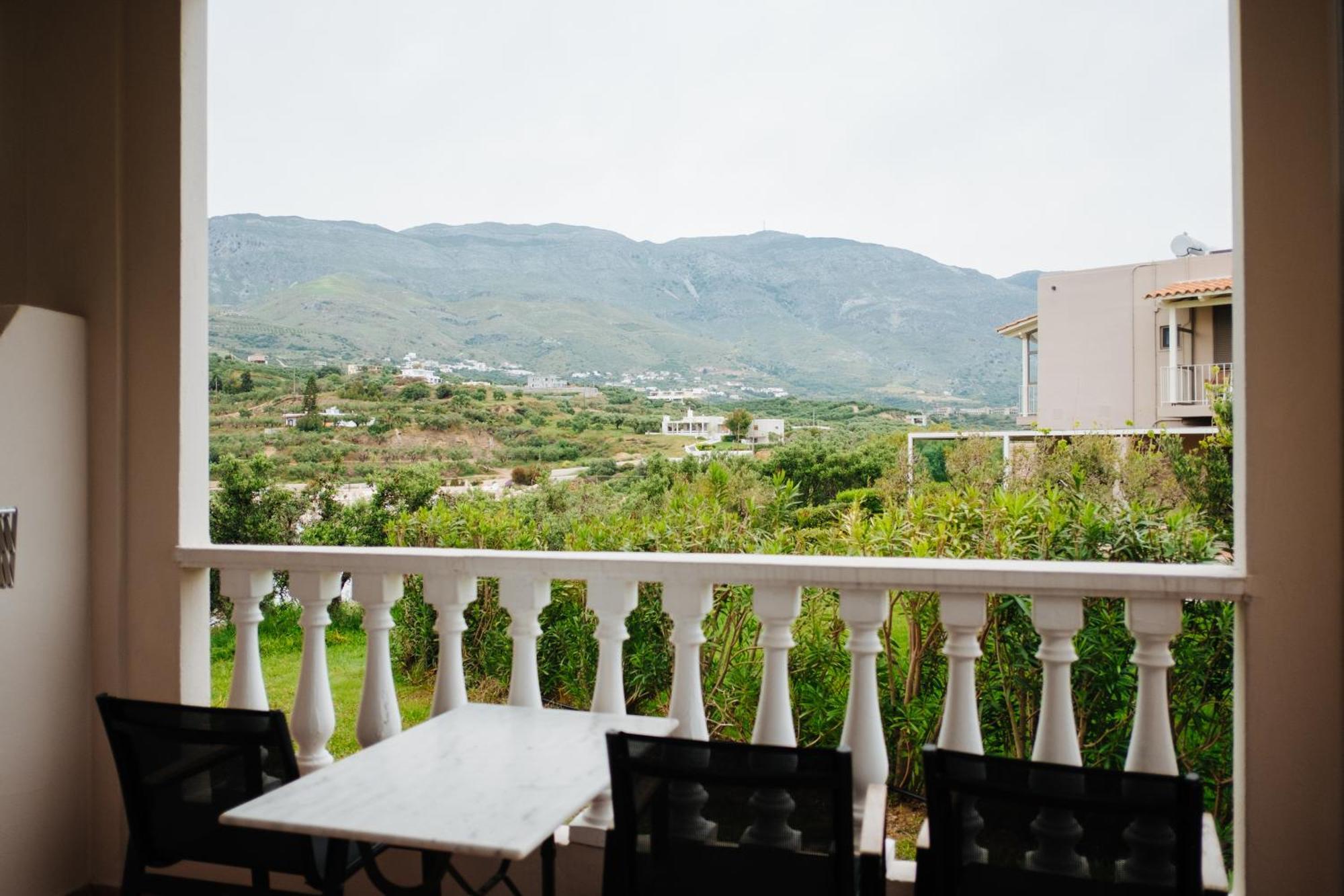 Finikas Apartments Plakias Exterior photo